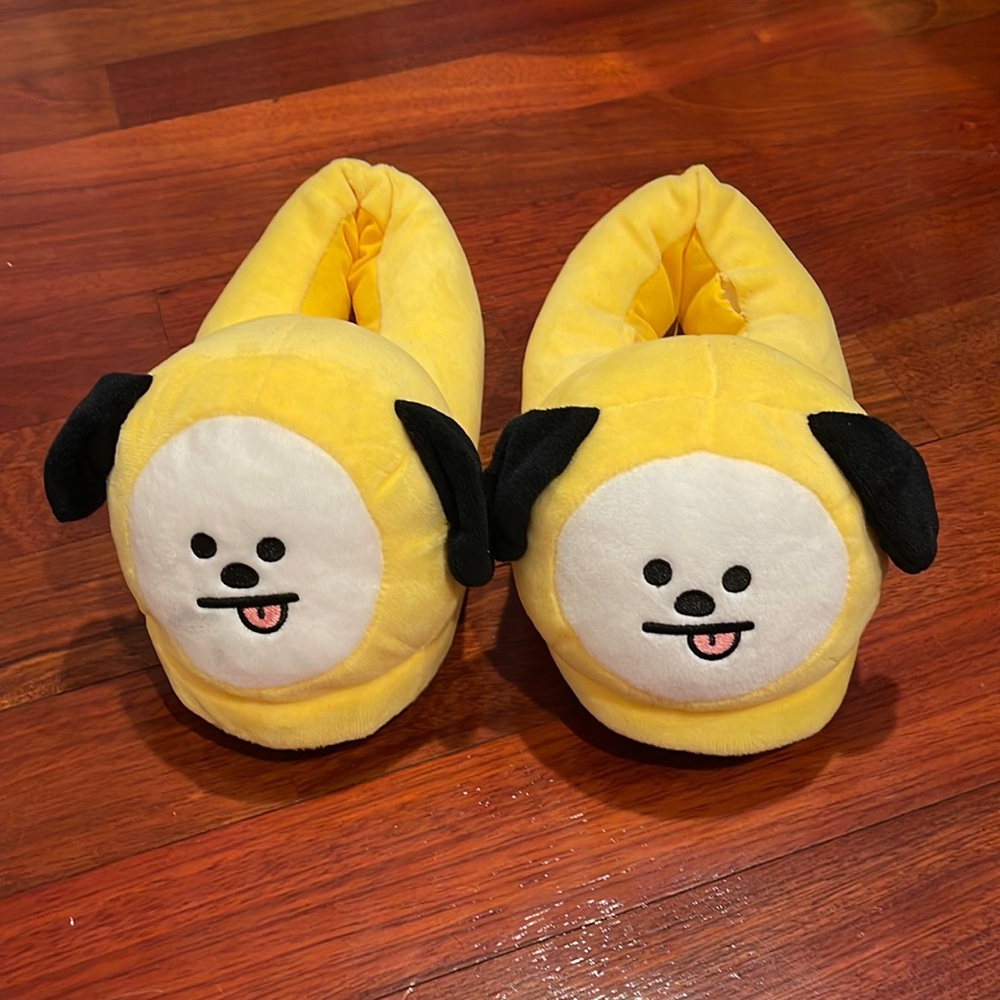 BT21 Chimmy Slippers